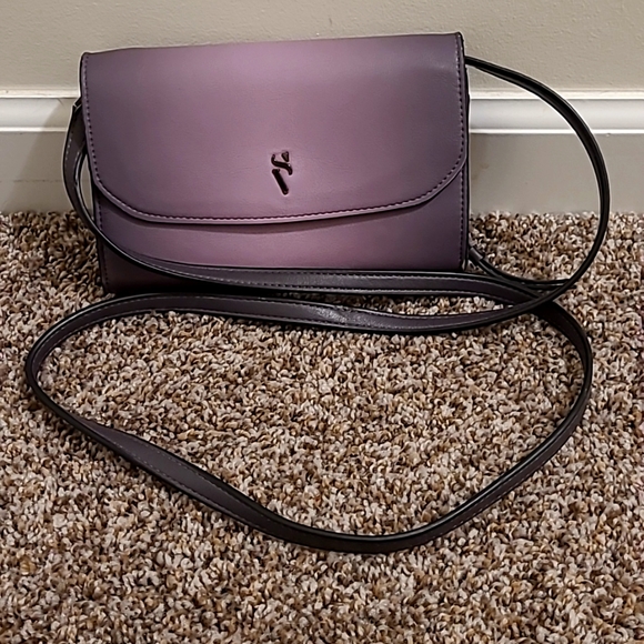 Purse - Picture 1 of 3